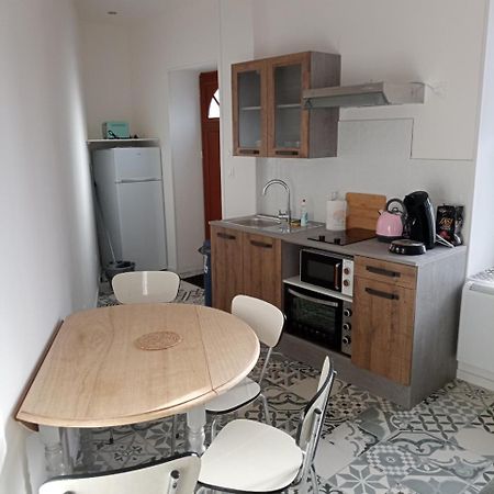 Appart Proche Toutes Commodites Souvigny Extérieur photo